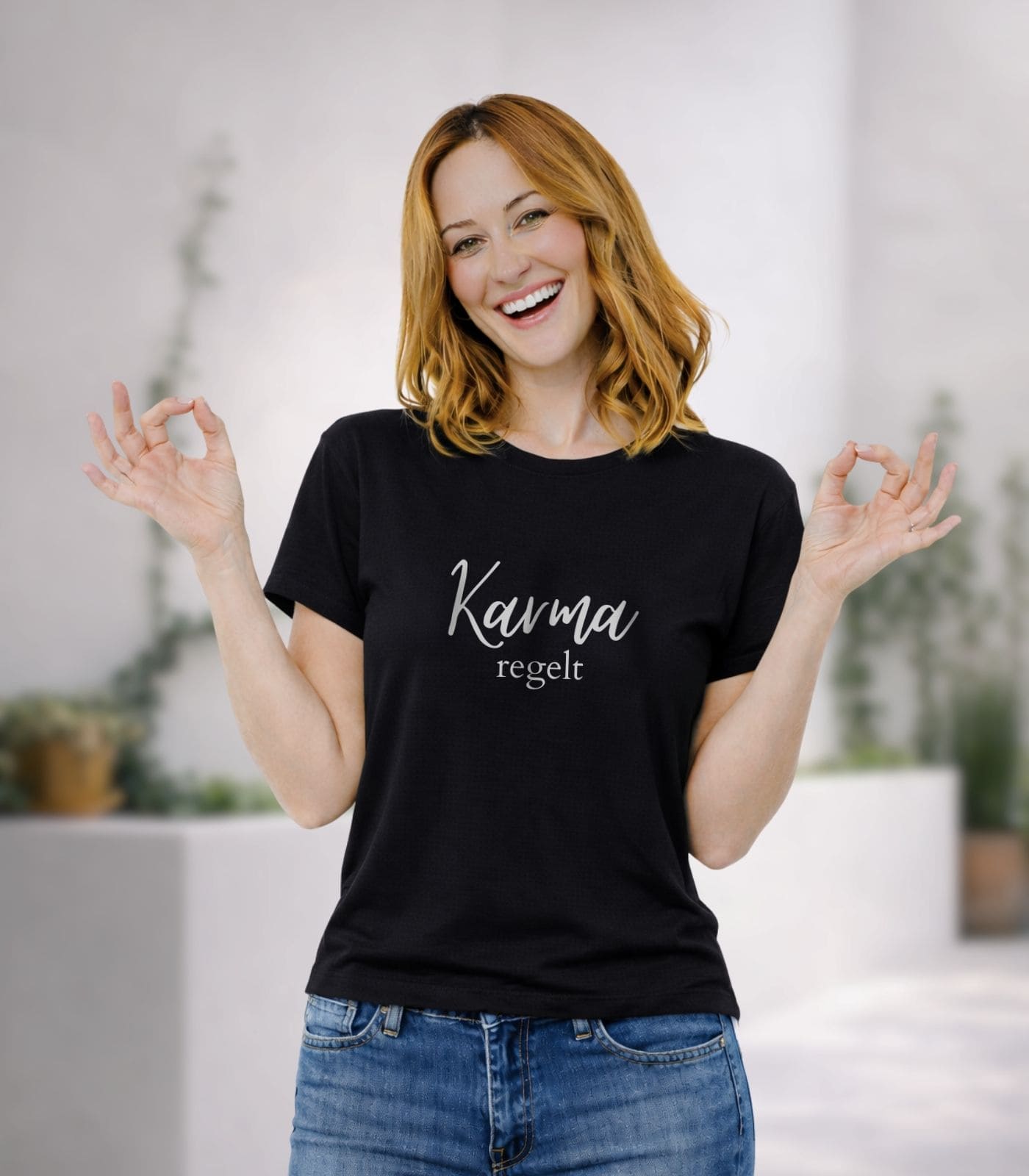 Karma regelt Yoga Shirt (1) Karma regelt T-Shirt - 100% Bio – Bild 1