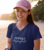 Perfekt Unperfekt Shirt V-Ausschnitt | 100% Bio – Bild 5
