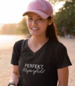 Perfekt Unperfekt Shirt V-Ausschnitt | 100% Bio – Bild 3